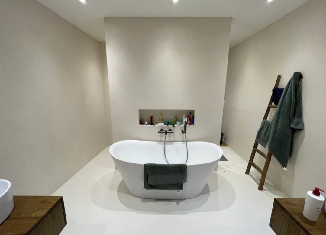 Salle de bains contemporaine